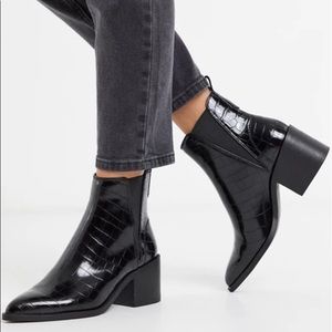 Steve Madden Audience Bootie